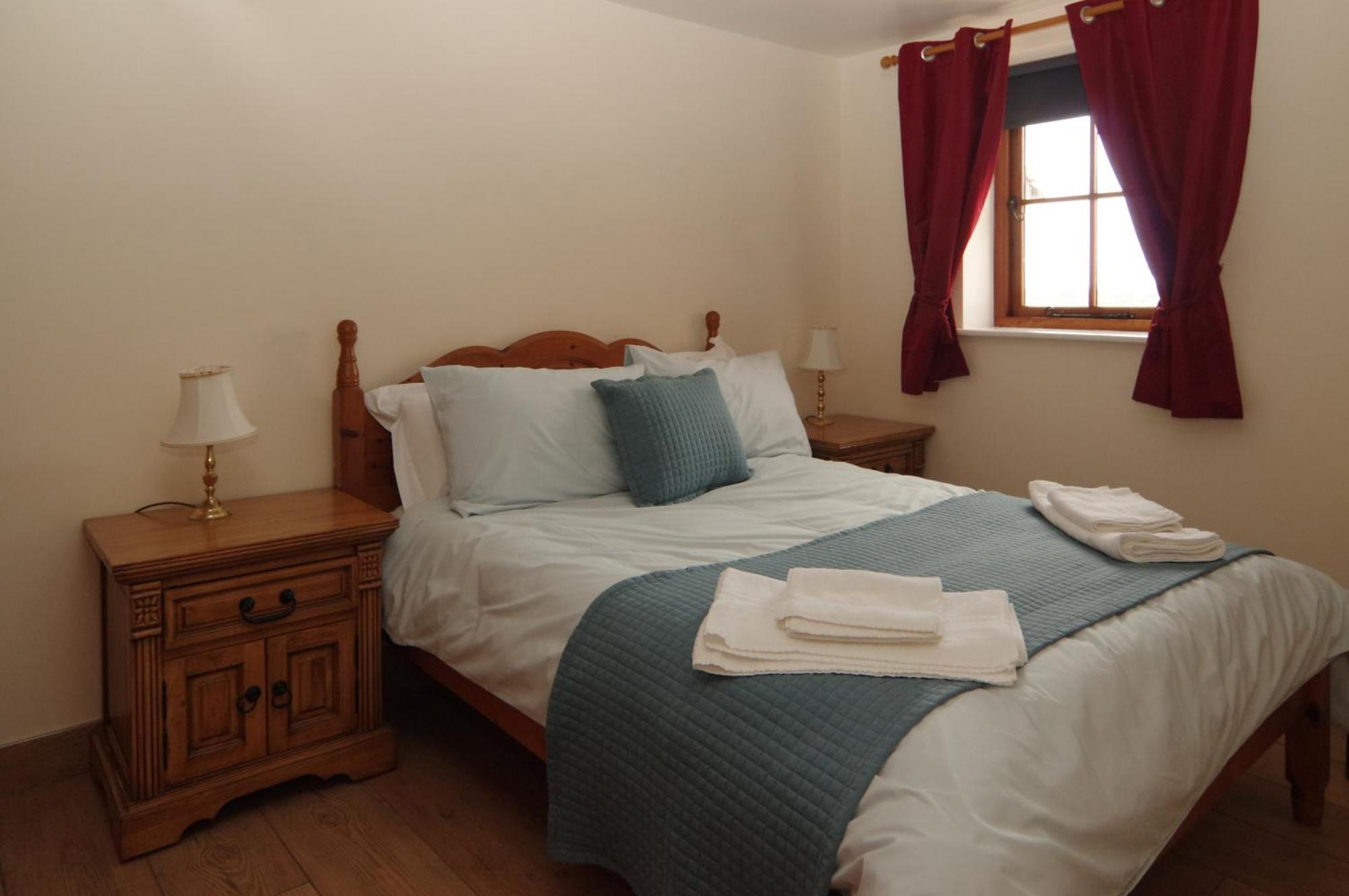 Parkfields Barns Self Catering Accommodation Μπάκινγχαμ Εξωτερικό φωτογραφία