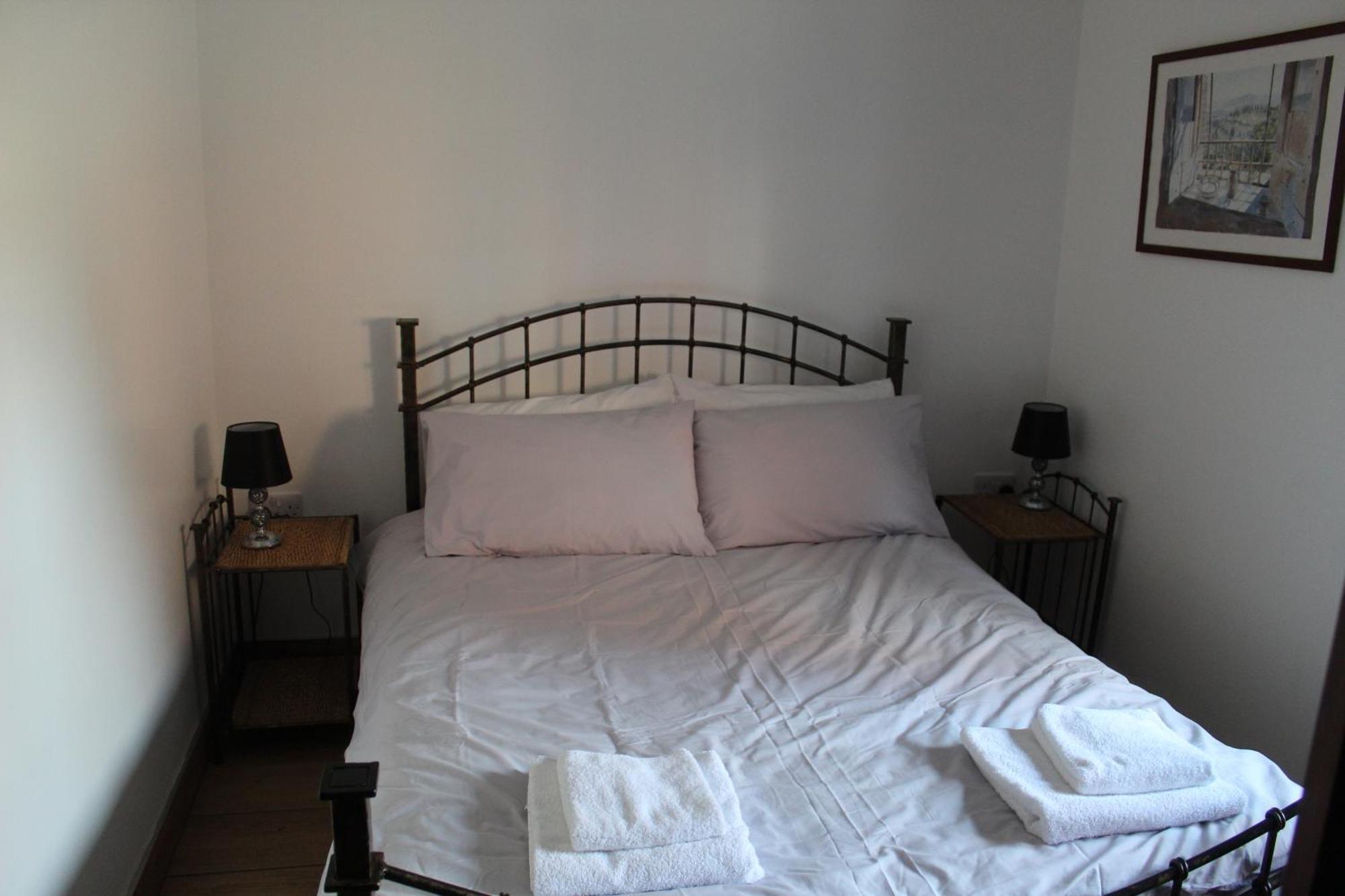 Parkfields Barns Self Catering Accommodation Μπάκινγχαμ Εξωτερικό φωτογραφία