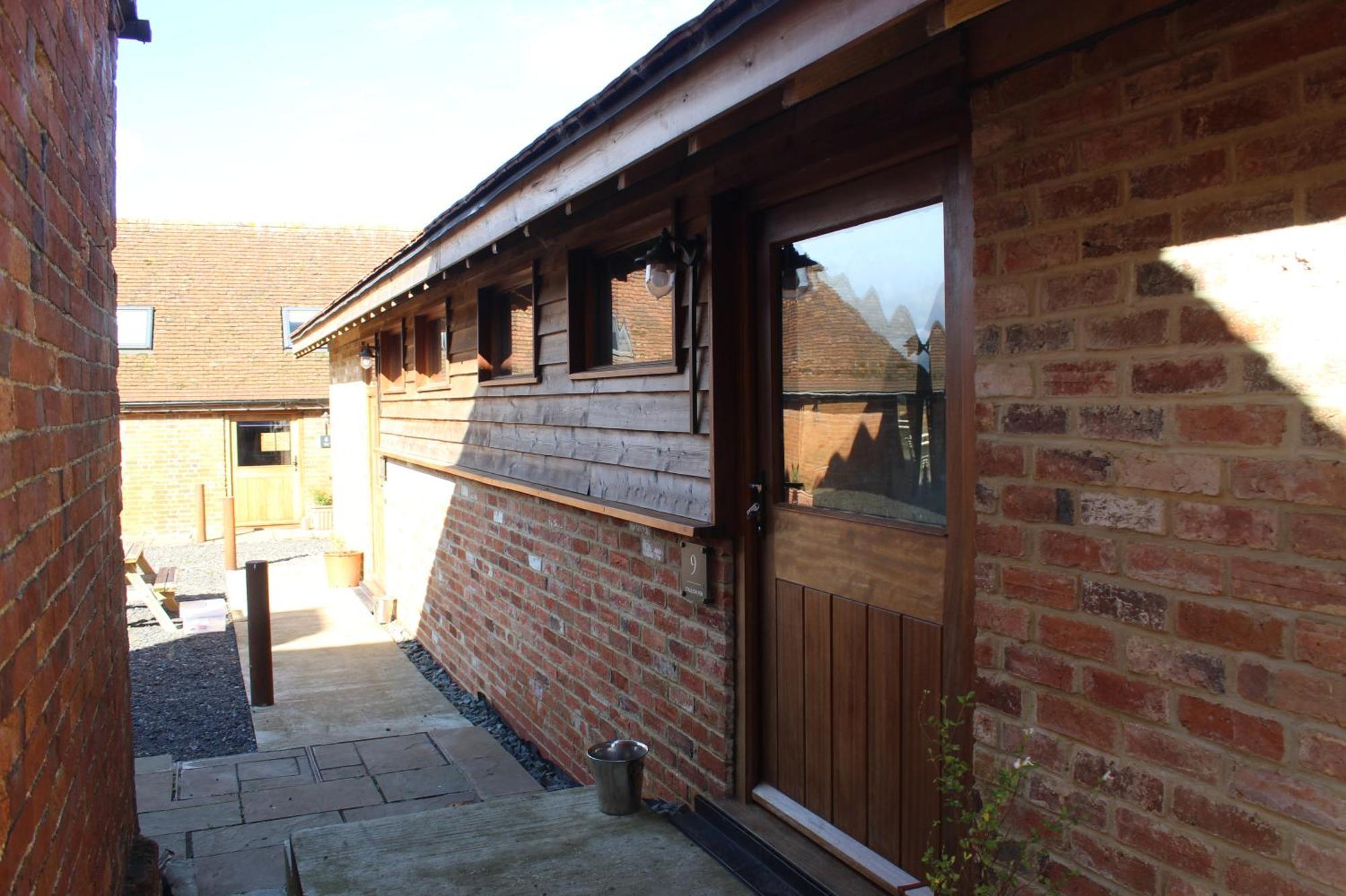 Parkfields Barns Self Catering Accommodation Μπάκινγχαμ Εξωτερικό φωτογραφία